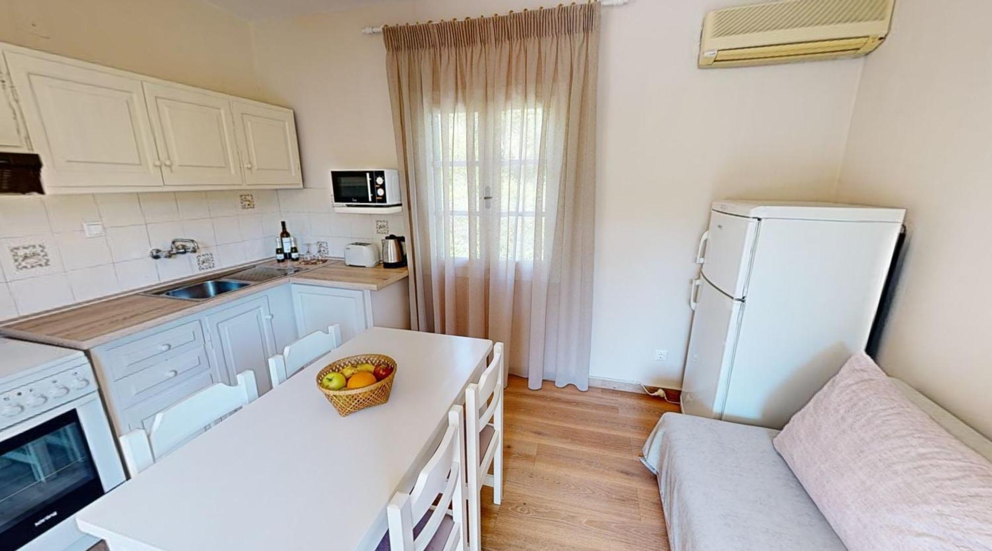 Andrikos Apartment *